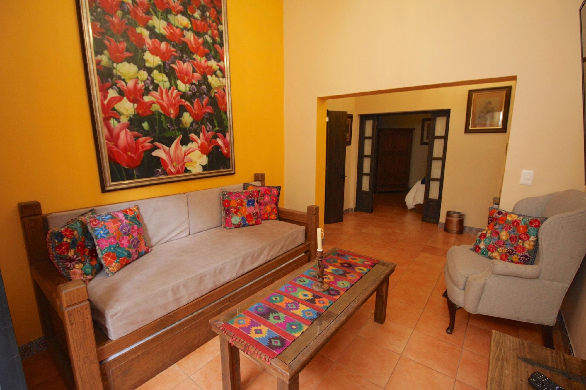Casa Mia Suites San Miguel de Allende Dış mekan fotoğraf